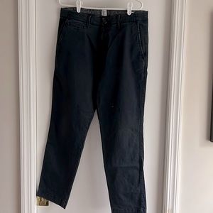 Gap Men’s Slim Navy Khakis
